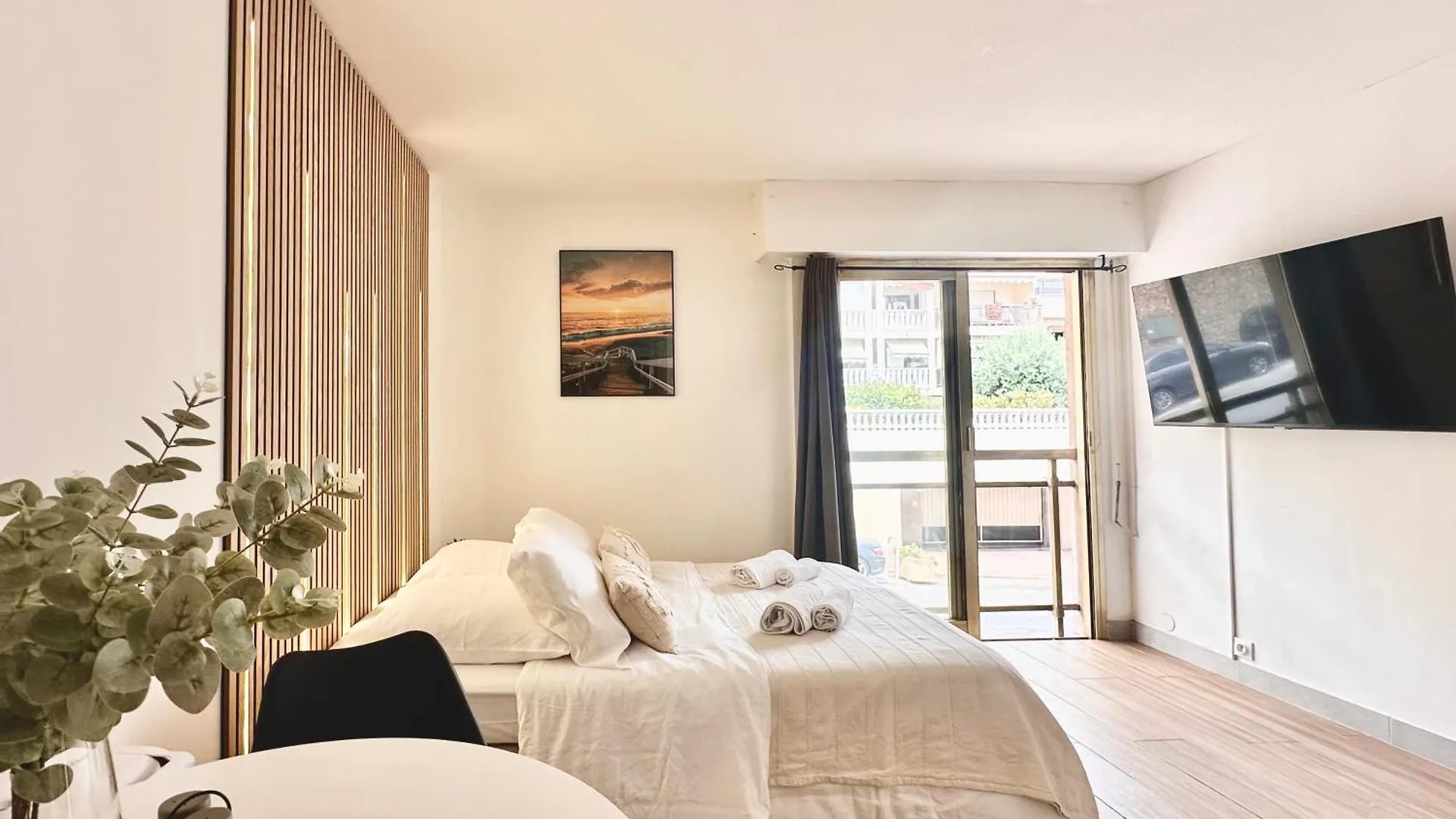 Evasion Cannes : Baignoire Spa, Ac, Wifi, Netflix France